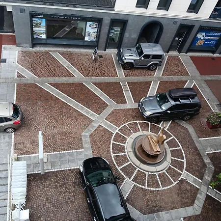 Hyper Centre Apartman